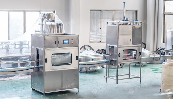 5加侖桶裝水灌裝生產線 5加侖桶裝水灌裝生產線